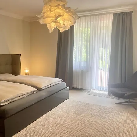 Ruhiges Am Wald Mit Garten Appartamento Aurich