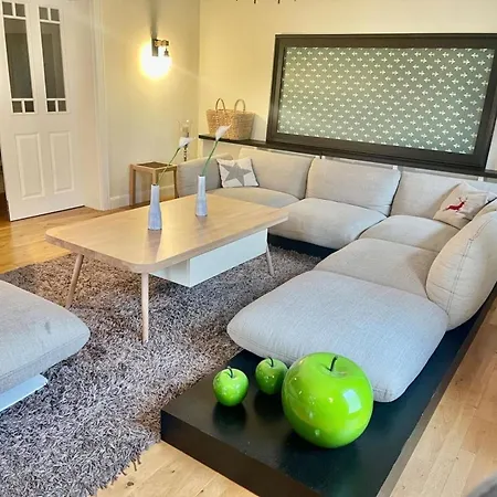 Am Waldrand Apartment *